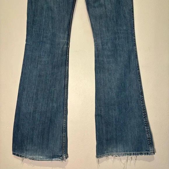 Vintage BKE Harbor Distressed Frayed 100% Cotton Long Flare Jeans Size 25 Y2K - Picture 6 of 12